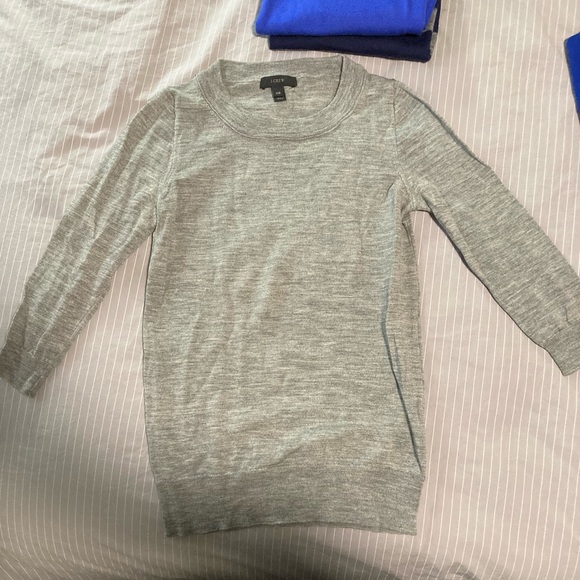Bundle of J Crew and Gap Merino Wool Sweaters XS - XXS - Picture 4 of 7